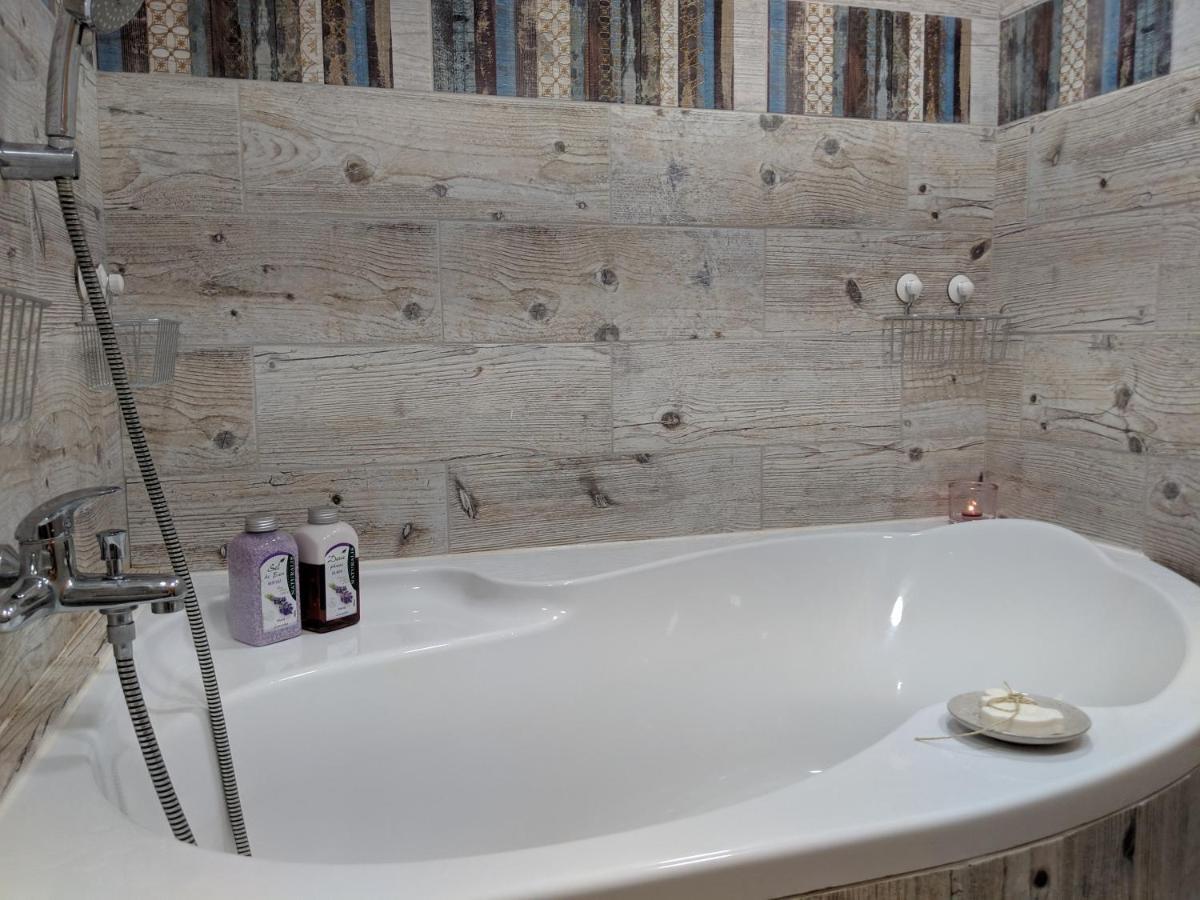 Nová Pec Luxury Apartment In Sumava National Park מראה חיצוני תמונה
